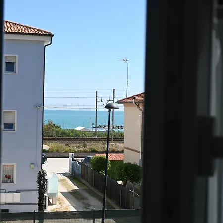Pp09 Porto Potenza, Trilocale Fronte Mare